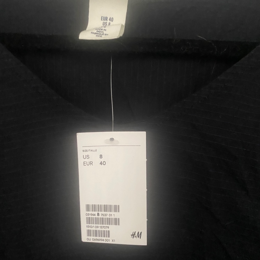 H&M Top - Picture 3 of 3